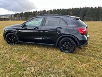 Gebraucht Mercedes GLA200 156 PS (114 kW) 2018 Schwarz SUV