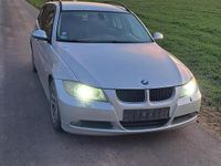 Gebraucht BMW 318 143 PS (105 kW) 2008 Silber Kombi