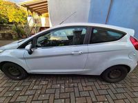 Gebraucht Ford Fiesta SYNC Edition 60 PS (44 kW) 2013 Weiß Limousine