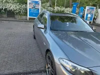 Gebraucht BMW 530 258 PS (189 kW) 2015 Rot Kombi