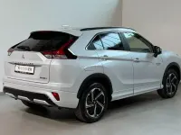Gebraucht Mitsubishi Eclipse Cross Plus 188 PS (138 kW) 2022 Weiß SUV