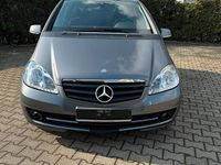 Gebraucht Mercedes A150 95 PS (69 kW) 2009 Grau Kleinwagen