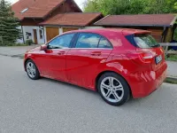 Gebraucht Mercedes A180 Urban 122 PS (89 kW) 2013 Rot Kleinwagen