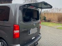 Gebraucht Toyota Proace Team 177 PS (130 kW) 2020 Grau Van / Kleinbus