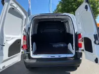 Neu Opel Combo Basis 102 PS (75 kW) 2026 Weiß Van / Kleinbus