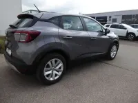 Usata Renault Captur Evolution 140 CV (102 kW) 2023 Grigio SUV
