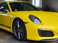 Gebraucht Porsche 911 Carrera 370 PS (272 kW) 2018 Gelb Coupé