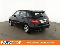 Gebraucht Mercedes B200 Style 136 PS (100 kW) 2018 Schwarz Van / Kleinbus