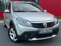 Gebraucht Dacia Sandero Stepway 85 PS (62 kW) 2011 Silber Limousine
