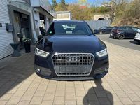 Gebraucht Audi Q3 S-Line 177 PS (130 kW) 2012 Blau SUV