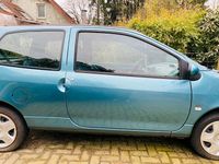 Gebraucht Renault Twingo 75 PS (55 kW) 2002 Grün Kleinwagen