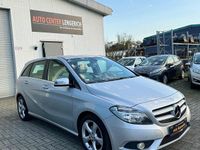Gebraucht Mercedes B180 122 PS (89 kW) 2013 Silber Kleinwagen