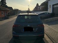 Gebraucht VW Tiguan Life 150 PS (110 kW) 2022 Grau SUV