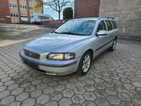 Second-hand Volvo V70 2004 Argintiu Break