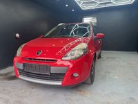 Gebraucht Renault Clio II Dynamique 75 PS (55 kW) 2011 Rot Limousine