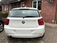Gebraucht BMW 114 102 PS (75 kW) 2013 Weiß Kleinwagen