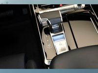 Gebraucht Audi Q8 286 PS (210 kW) 2021 Grau SUV