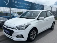 Gebraucht Hyundai i20 Active 101 PS (74 kW) 2019 Weiß Kleinwagen