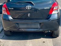 Gebraucht Toyota Yaris 67 PS (49 kW) 2010 Schwarz Kleinwagen