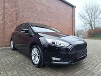 Używany Ford Focus Titanium 150 KM (110 kW) 2015 Czarny Sedan/Limuzyna