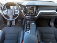 gebraucht Volvo XC60 Momentum Pro AWD