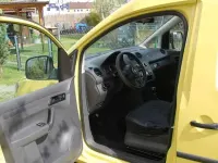 Second-hand VW Caddy Maxi 110 CP (80 kW) 2015 Galben Monovolum