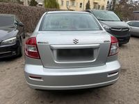 Usado Suzuki SX4 107 HP (78 kW) 2009 Prateado Sedan