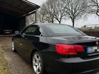 Gebraucht BMW 318 Cabriolet 143 PS (105 kW) 2010 Schwarz Cabrio
