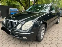 Gebraucht Mercedes E200 163 PS (119 kW) 2004 Schwarz Kombi