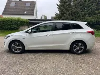 Gebraucht Hyundai i30 110 PS (80 kW) 2016 Weiß Kombi