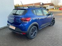 Gebraucht Dacia Sandero Expression 91 PS (66 kW) 2024 Blau Kleinwagen