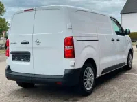 Gebraucht Opel Vivaro-e Combi 120 PS (88 kW) 2021 Weiß Van / Kleinbus
