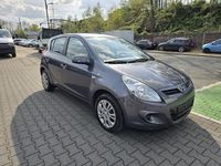 Gebraucht Hyundai i20 Edition 90 PS (66 kW) 2012 Grau Kleinwagen