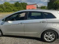 Gebraucht Hyundai i30 Trend 110 PS (80 kW) 2015 Silber Kombi