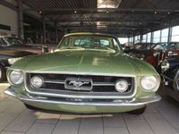 gebraucht Ford Mustang Coupé 4,7-es grünt so grün,wenn...