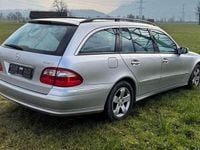 Gebraucht Mercedes E320 Avantgarde 224 PS (164 kW) 2004 Silber Kombi