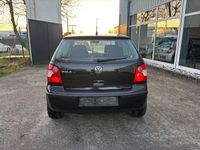 Gebraucht VW Polo Basis 54 PS (39 kW) 2003 Schwarz Kleinwagen