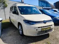 Gebraucht VW Caddy Maxi Life 122 PS (89 kW) 2022 Gelb Van / Kleinbus
