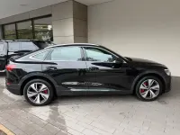 Second-hand Audi Q8 e-tron Advanced 250 kW (340 CP) 2023 Negru SUV