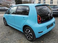 Second-hand VW e-up! Active 61 kW (83 CP) 2021 Albastru Hatchback