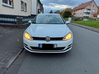 Gebraucht VW Golf VII 85 PS (62 kW) 2014 Weiß Kleinwagen
