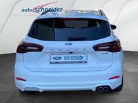 Gebraucht Ford Focus ST-Line 125 PS (91 kW) 2022 Frostweiß Kombi
