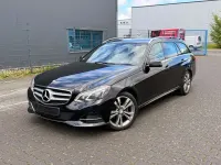 Gebraucht Mercedes E220 Avantgarde 170 PS (125 kW) 2014 Schwarz/baltic black Kombi