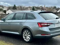 Gebraucht Skoda Superb 150 PS (110 kW) 2017 Grau Kombi
