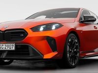 Neu BMW 135 Performance 300 PS (220 kW) 2025 Sakhir orange iii metallic Kleinwagen