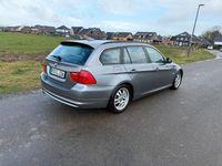 Gebraucht BMW 320 Performance 184 PS (135 kW) 2012 Grau Kombi
