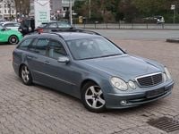 Gebraucht Mercedes E220 Avantgarde 150 PS (110 kW) 2004 Grau Kombi
