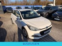 Gebraucht Hyundai i20 GO! 75 PS (55 kW) 2018 Weiß Limousine