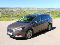 Second-hand Ford Focus Titanium 150 CP (110 kW) 2017 Maro Berlinǎ