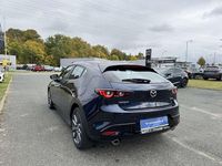 Gebraucht Mazda 3 Center-Line 140 PS (102 kW) 2025 Deep crystal blue Limousine